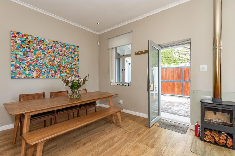 To Let 2 Bedroom Property for Rent in Sea Point Western Cape